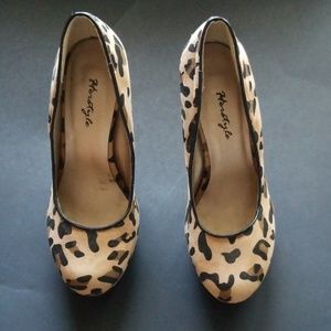 Herstyle animal print suede platform pumps